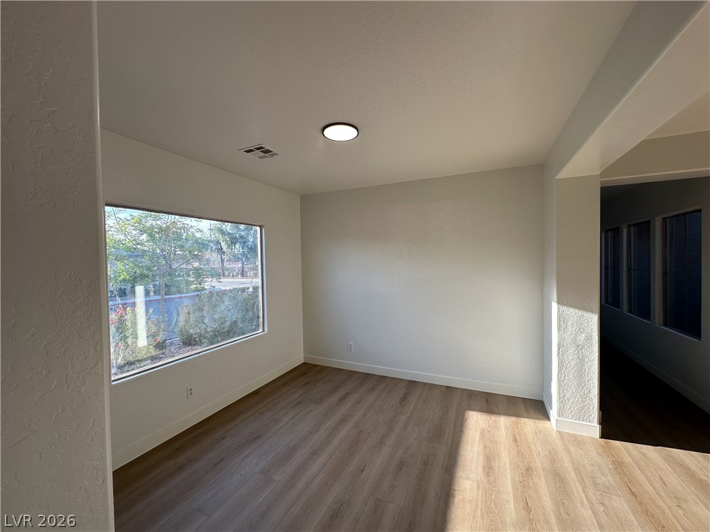 5728 Flying Birdie Avenue Las Vegas NV 89122