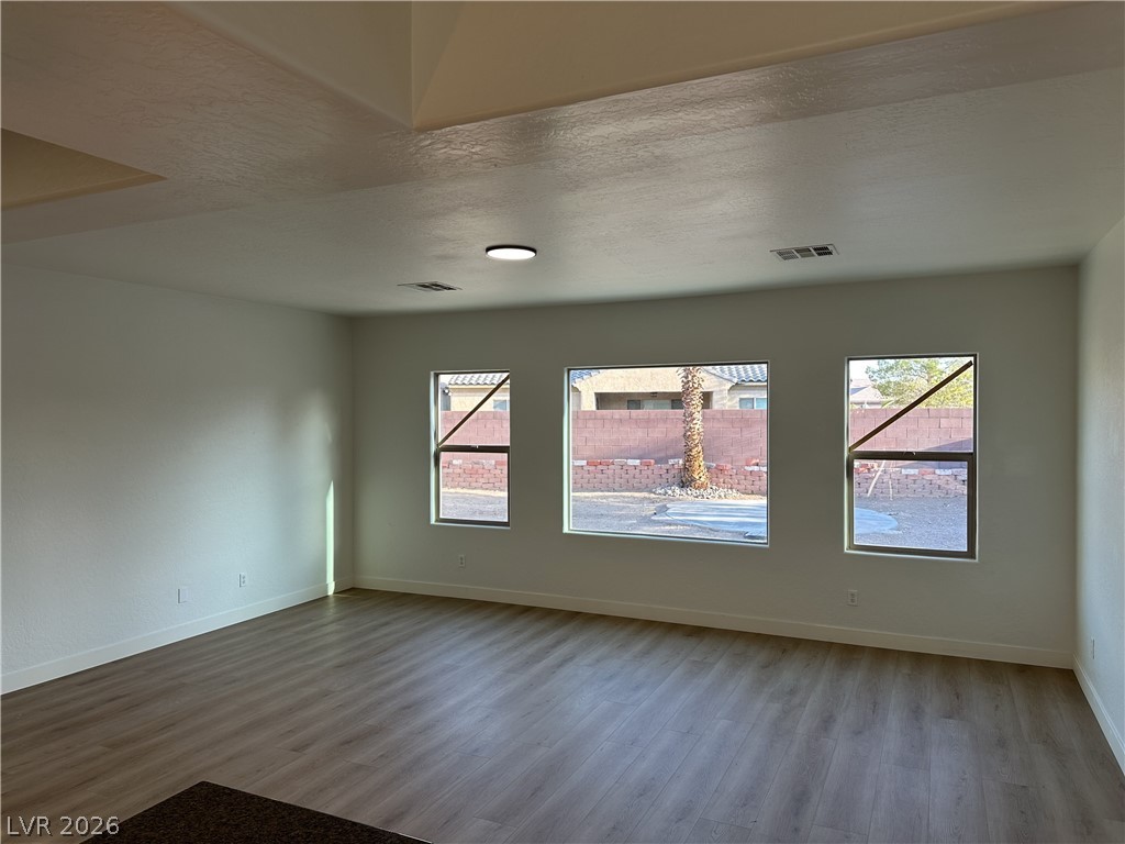 5728 Flying Birdie Avenue Las Vegas NV 89122