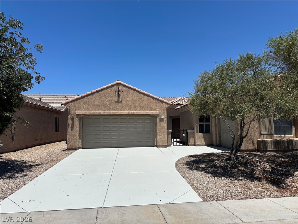 5728 Flying Birdie Avenue Las Vegas NV 89122