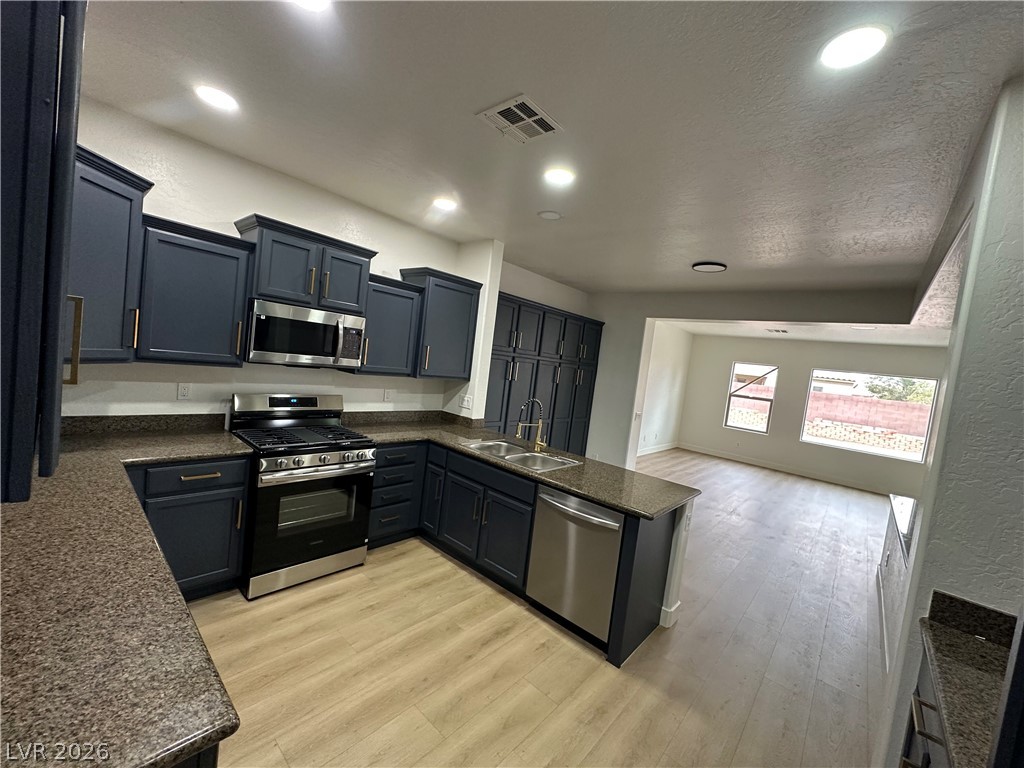 5728 Flying Birdie Avenue Las Vegas NV 89122