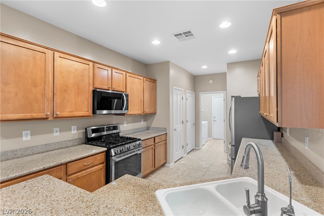 7725 Island Rail Drive North Las Vegas NV 89084