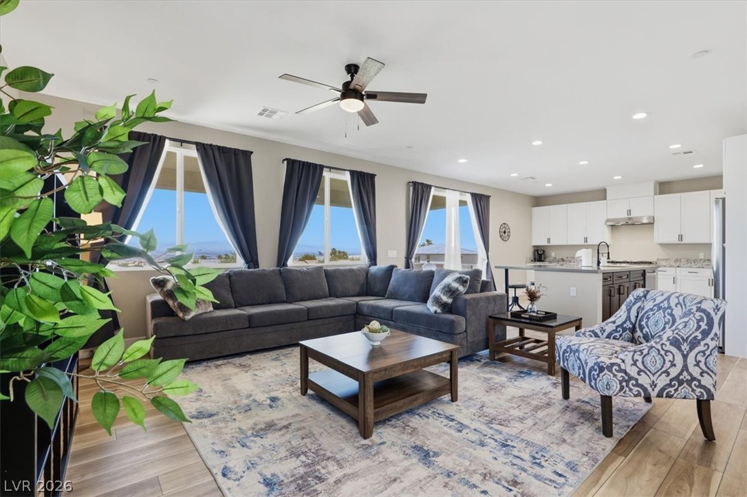 724 North Naples Street Henderson NV 89015