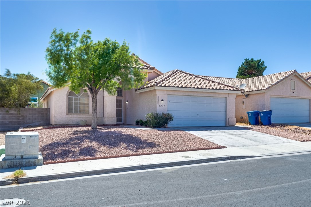1237 Taramar Street North Las Vegas NV 89031