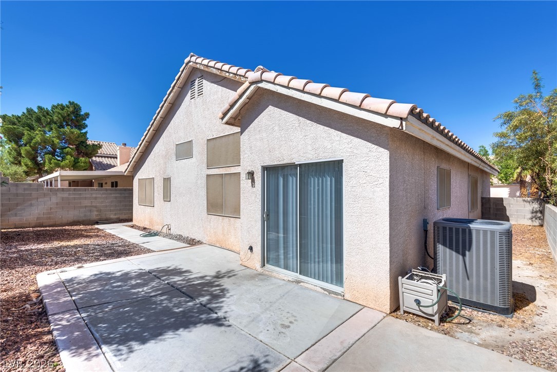 1237 Taramar Street North Las Vegas NV 89031
