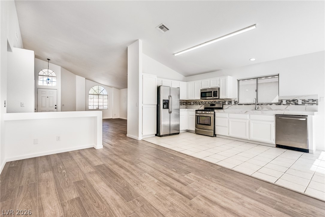 1237 Taramar Street North Las Vegas NV 89031