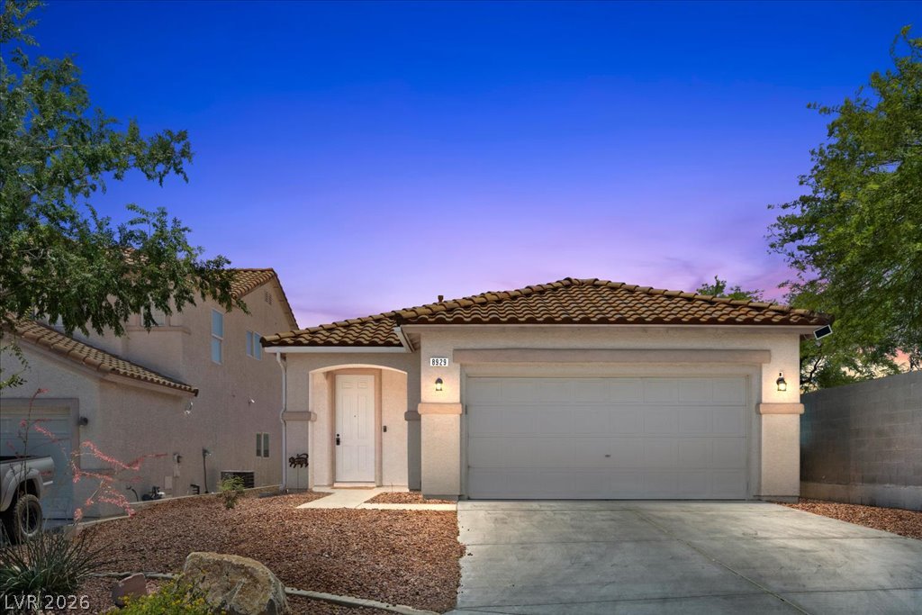 8929 Perfect Diamond Court Las Vegas NV 89129