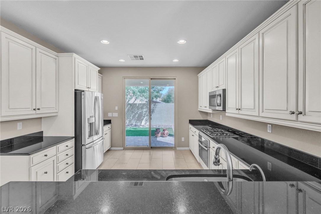 9832 Vista Meadows Avenue Las Vegas NV 89148