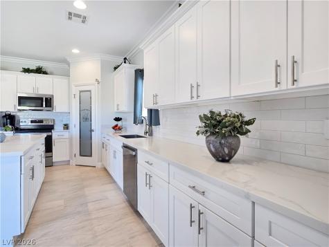 5471 Lincolnwood Court Pahrump NV 89061