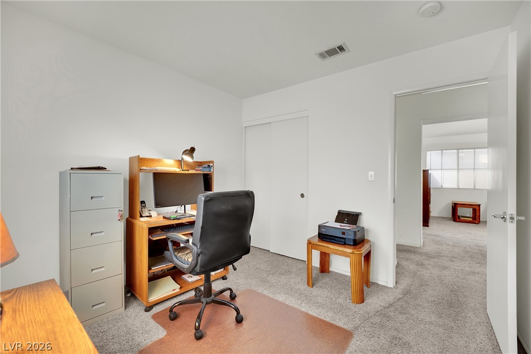 5936 Round Castle Street Las Vegas NV 89130
