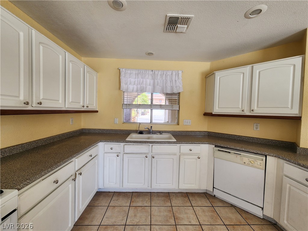 8717 Majestic Pine Avenue Las Vegas NV 89143