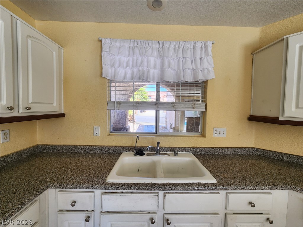 8717 Majestic Pine Avenue Las Vegas NV 89143
