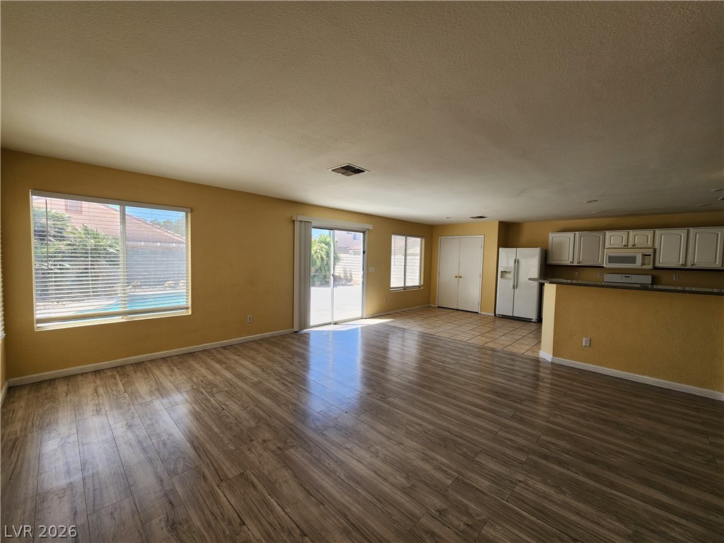 8717 Majestic Pine Avenue Las Vegas NV 89143