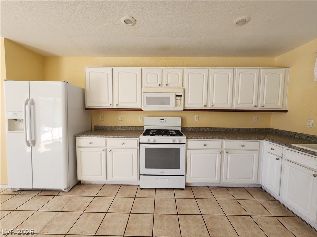 8717 Majestic Pine Avenue Las Vegas NV 89143