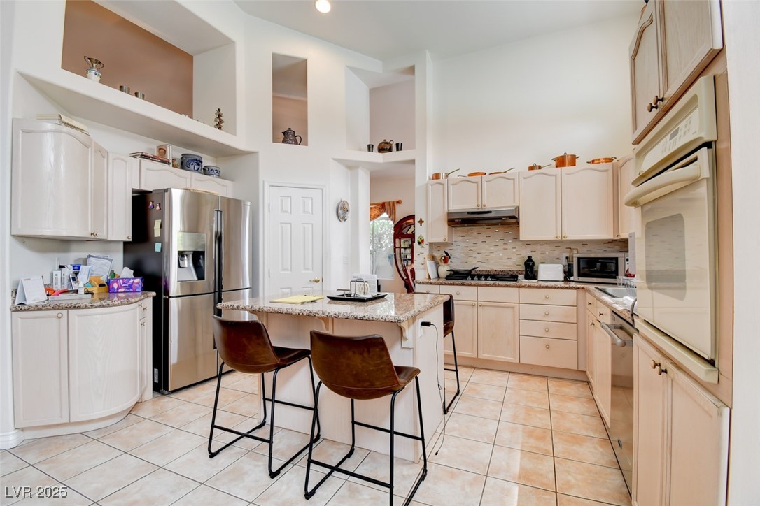 8759 Las Olivas Avenue Las Vegas NV 89147