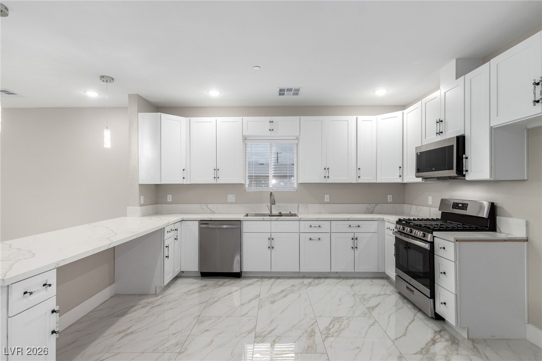 6132 Glacier Avenue Las Vegas NV 89156