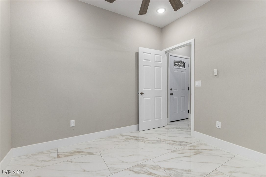 6132 Glacier Avenue Las Vegas NV 89156
