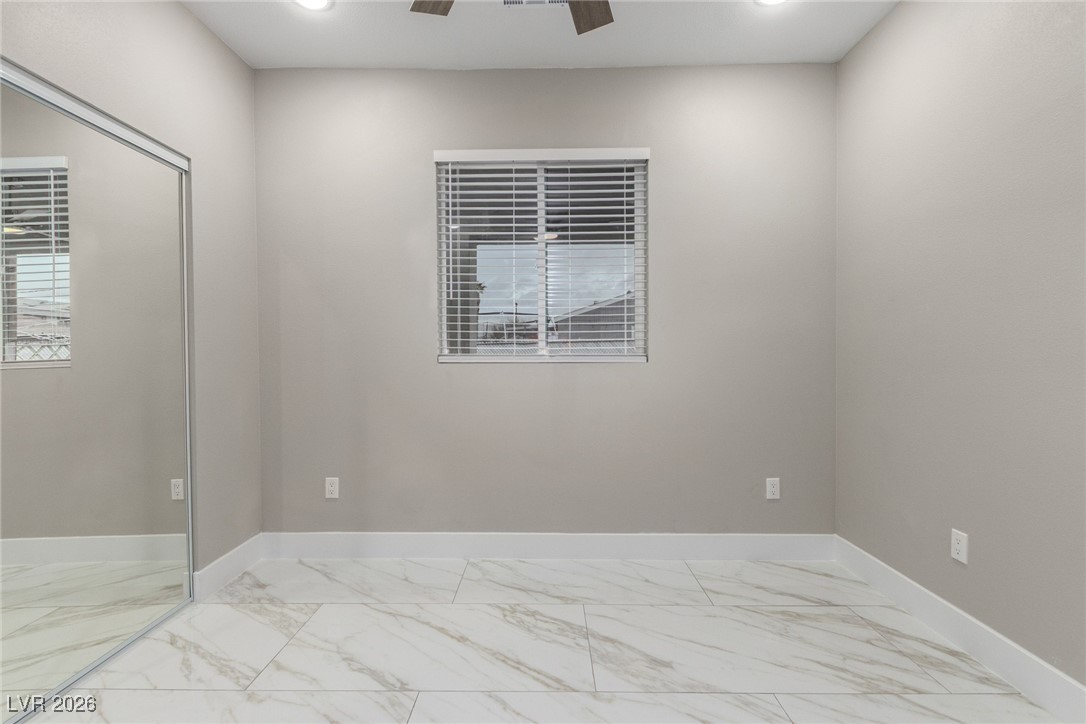 6132 Glacier Avenue Las Vegas NV 89156