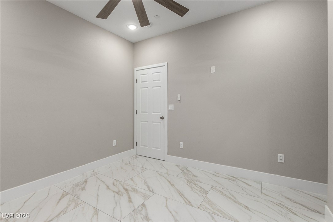 6132 Glacier Avenue Las Vegas NV 89156
