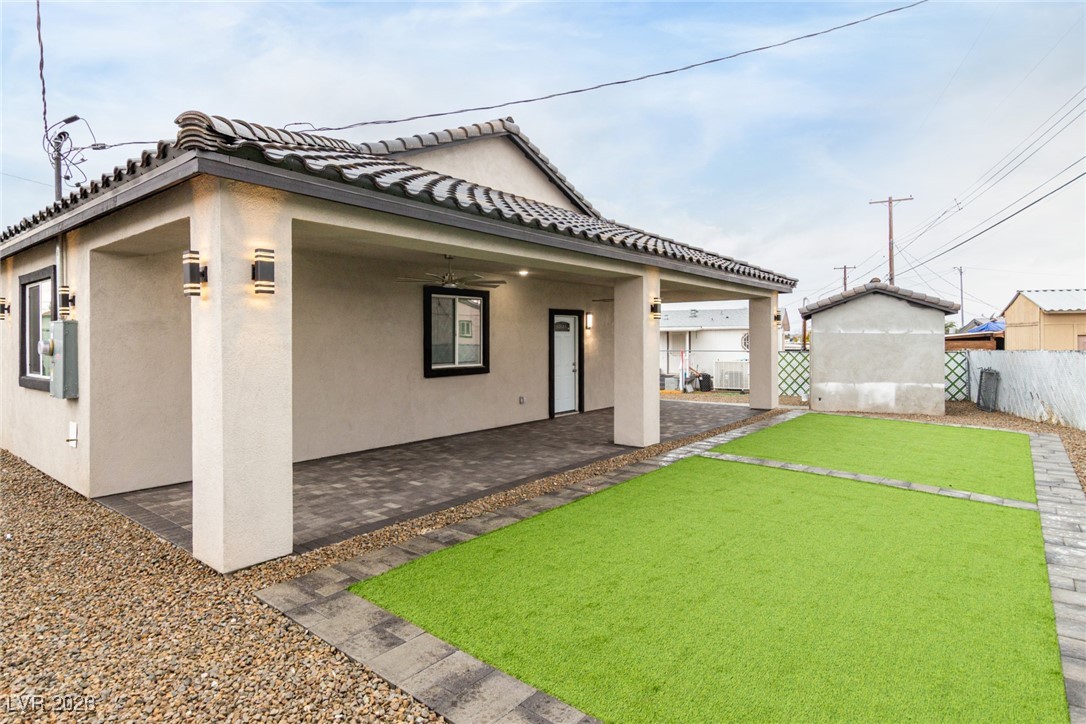 6132 Glacier Avenue Las Vegas NV 89156