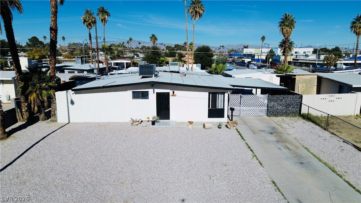 1660 Izabella Avenue Las Vegas NV 89169
