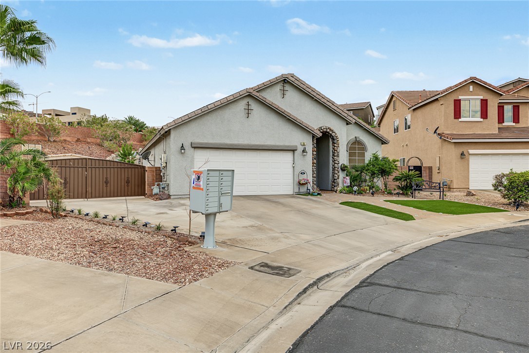 733 Smokey Mountain Avenue Henderson NV 89012