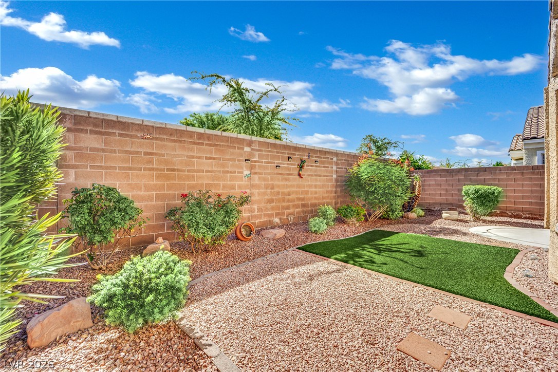 6633 Scavenger Hunt Street North Las Vegas NV 89084