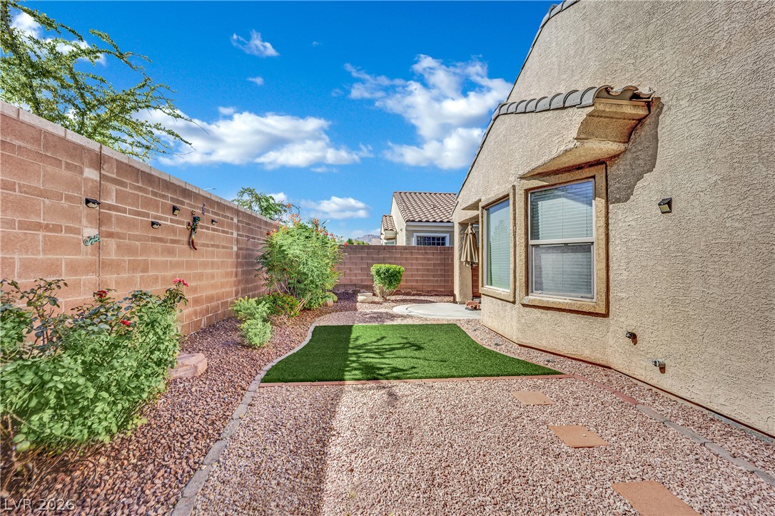 6633 Scavenger Hunt Street North Las Vegas NV 89084