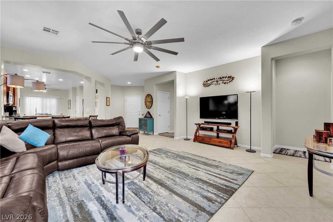 6633 Scavenger Hunt Street North Las Vegas NV 89084