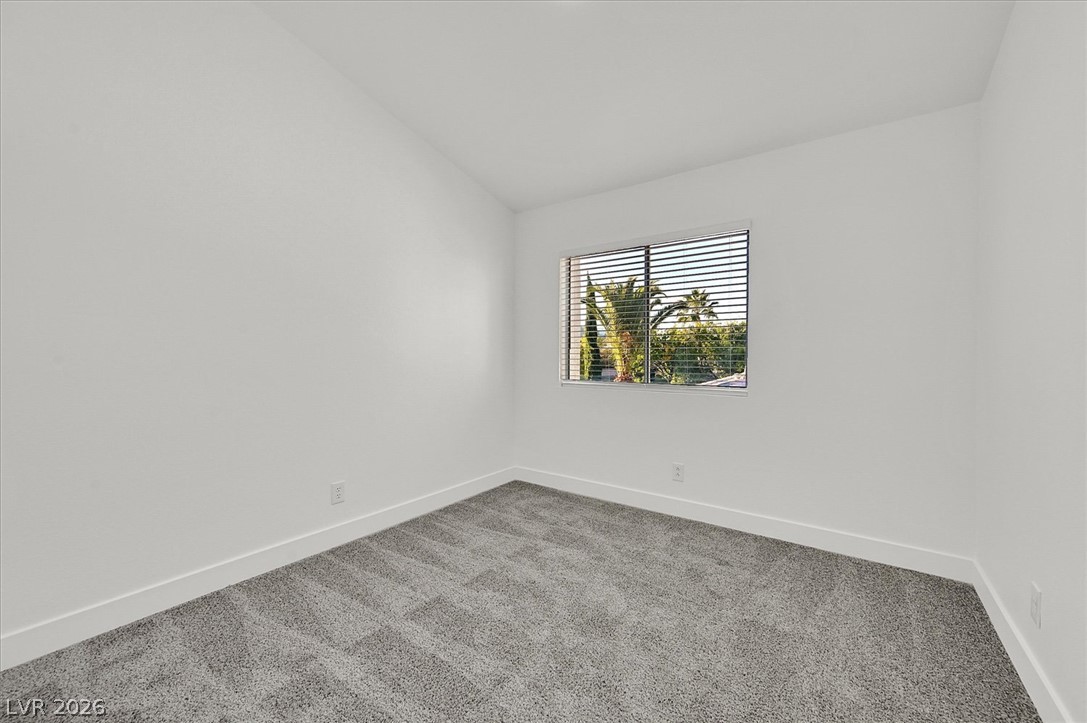 9512 Valley Hills Avenue Las Vegas NV 89134
