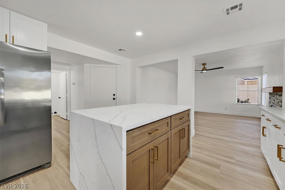 9512 Valley Hills Avenue Las Vegas NV 89134