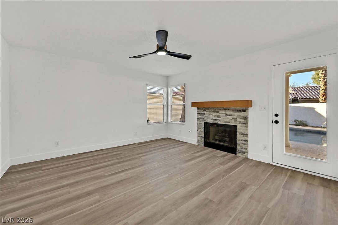 9512 Valley Hills Avenue Las Vegas NV 89134