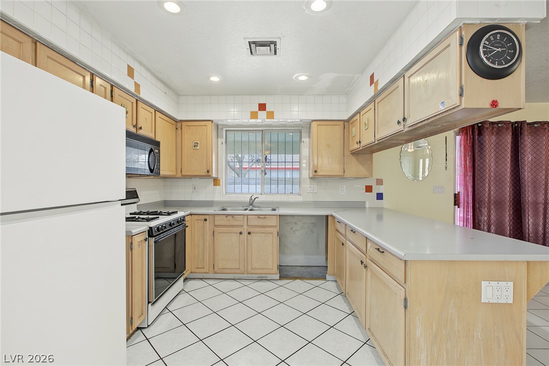 4005 East Philadelphia Avenue Las Vegas NV 89104