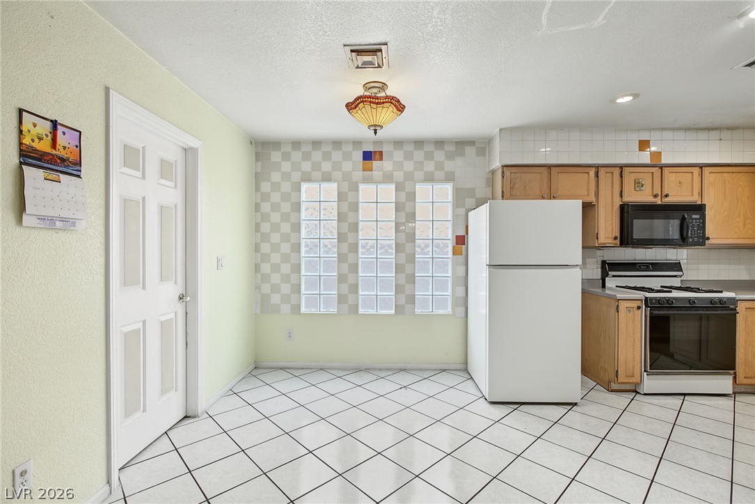 4005 East Philadelphia Avenue Las Vegas NV 89104