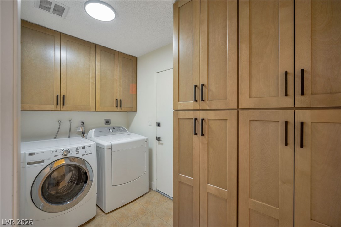 5279 Willowhaven Avenue Las Vegas NV 89120