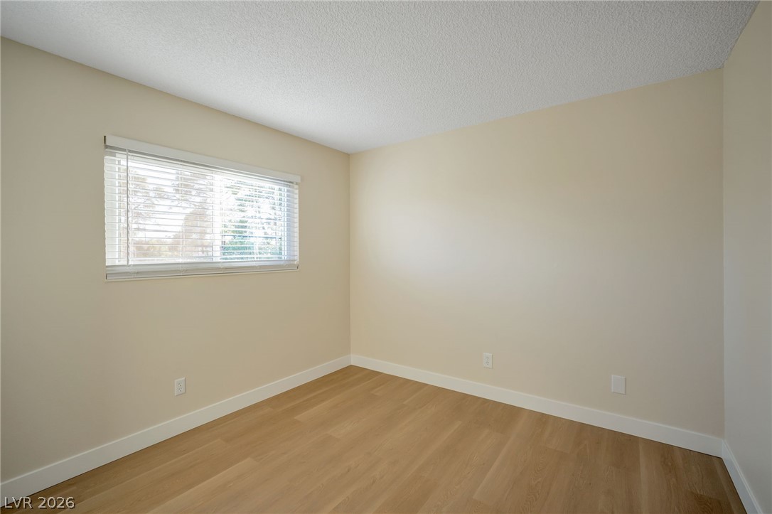 5279 Willowhaven Avenue Las Vegas NV 89120
