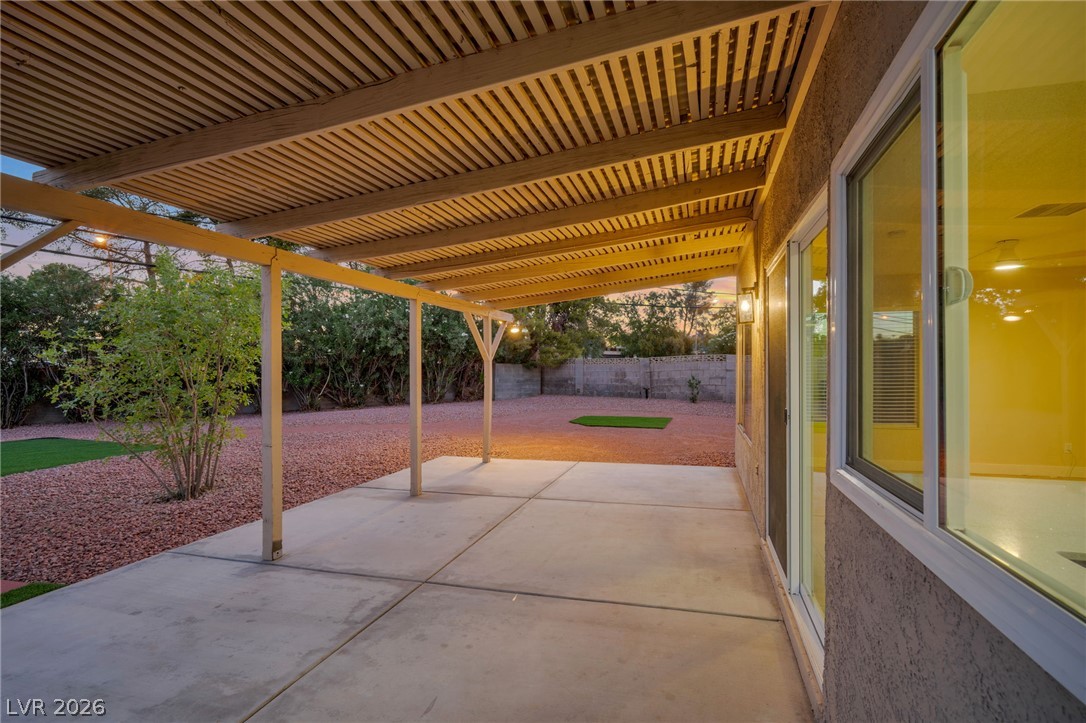 5279 Willowhaven Avenue Las Vegas NV 89120