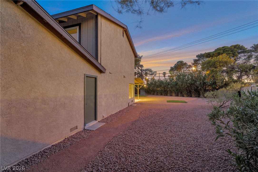 5279 Willowhaven Avenue Las Vegas NV 89120