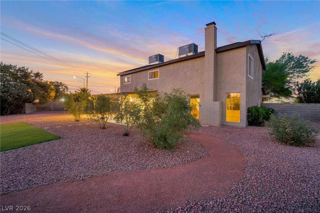 5279 Willowhaven Avenue Las Vegas NV 89120
