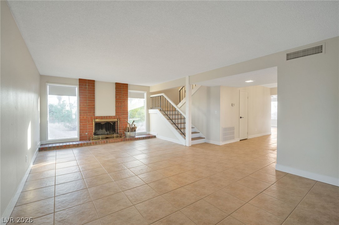 5279 Willowhaven Avenue Las Vegas NV 89120