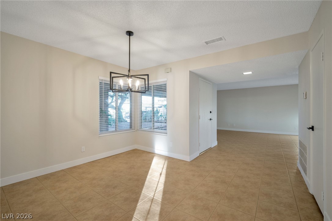 5279 Willowhaven Avenue Las Vegas NV 89120