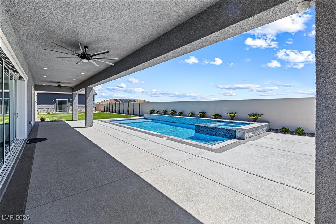8840 Harvest Sunset Street Las Vegas NV 89113