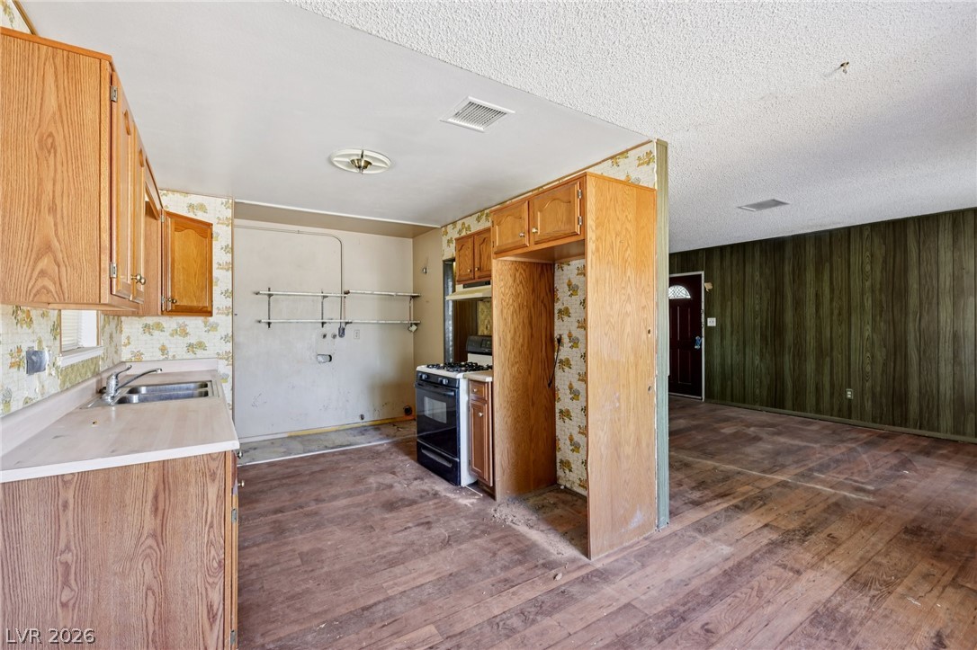 2608 Englestad Street North Las Vegas NV 89030