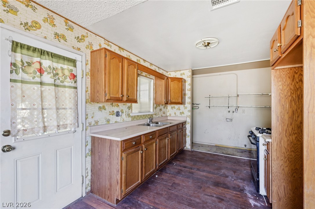 2608 Englestad Street North Las Vegas NV 89030