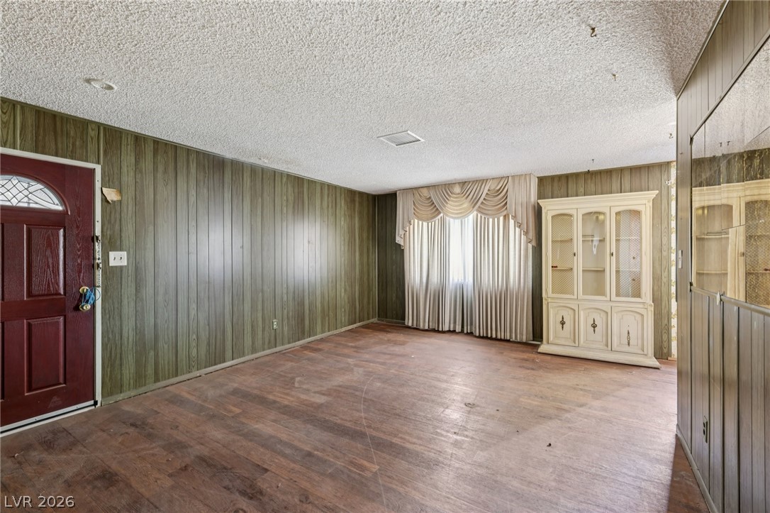 2608 Englestad Street North Las Vegas NV 89030