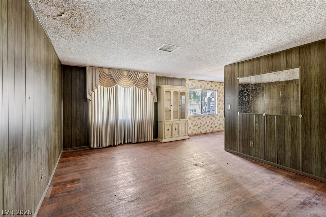 2608 Englestad Street North Las Vegas NV 89030