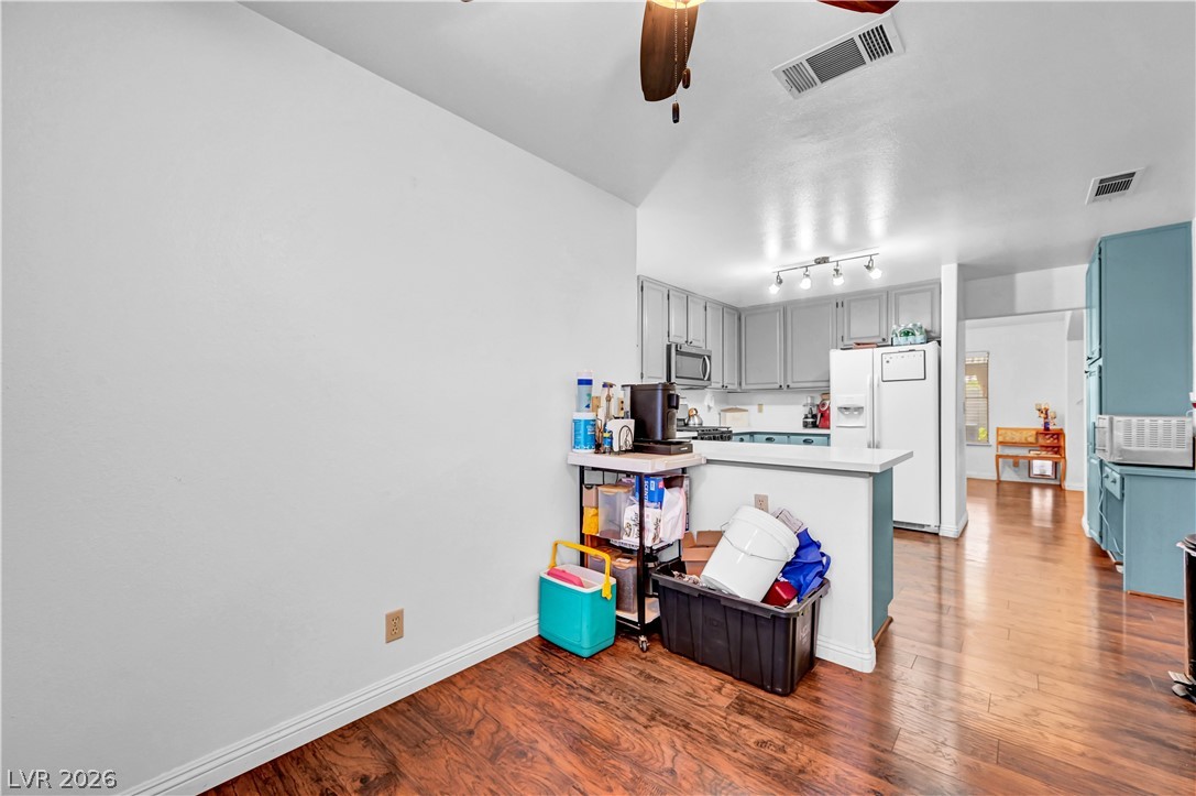 5825 Blush Avenue Las Vegas NV 89130
