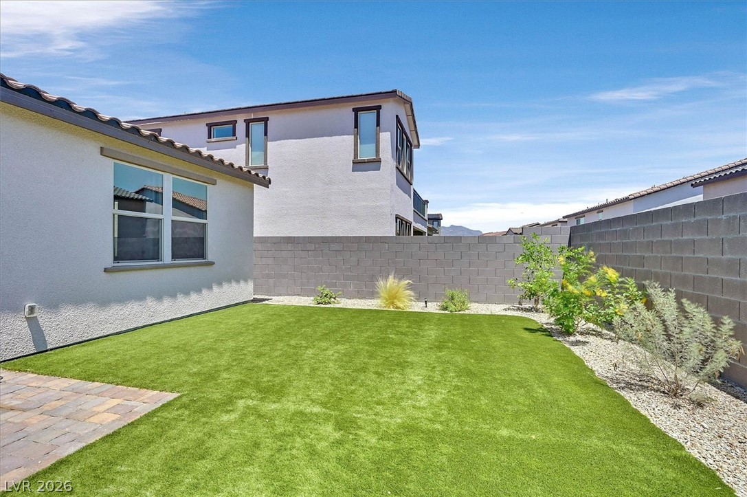 9316 Cruz Street Las Vegas NV 89143