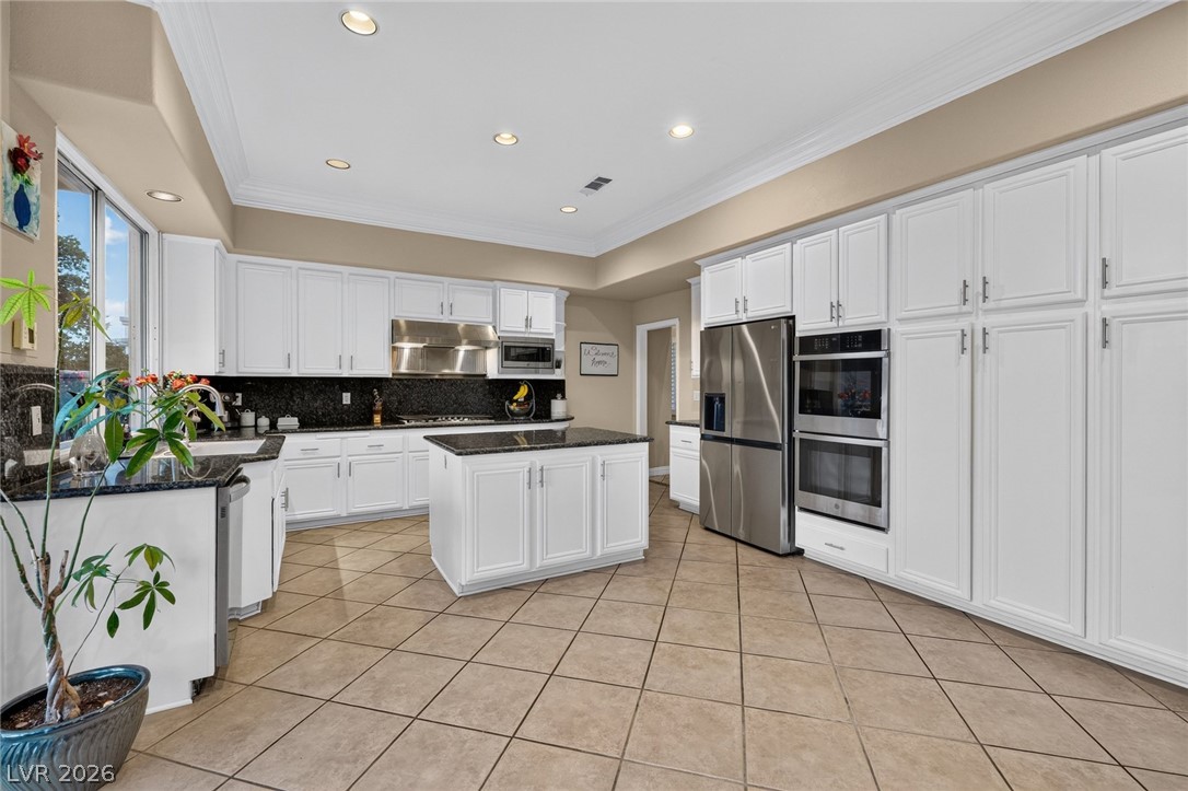 8320 Paseo Vista Drive Las Vegas NV 89128