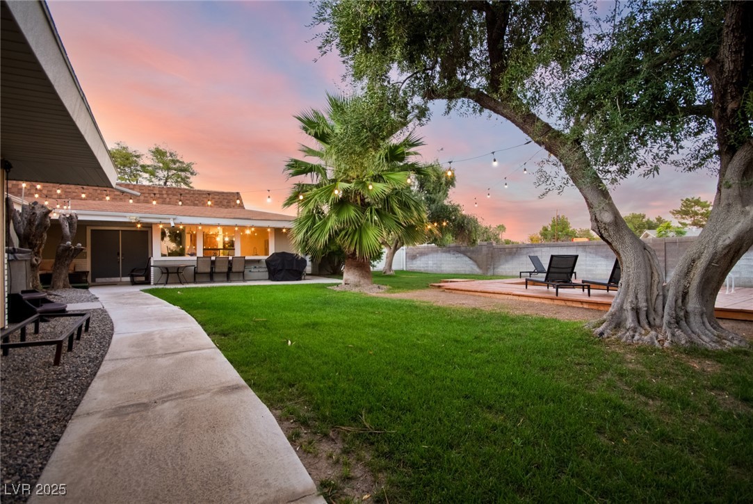 5710 Madre Mesa Drive Las Vegas NV 89108
