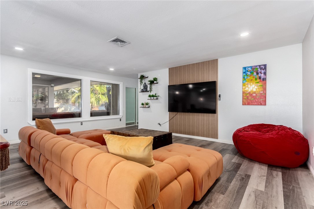 5710 Madre Mesa Drive Las Vegas NV 89108